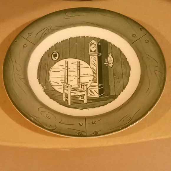 Vintage-Colonial Homestead by Royal 2 Piece Bundle - Picture 2 of 12